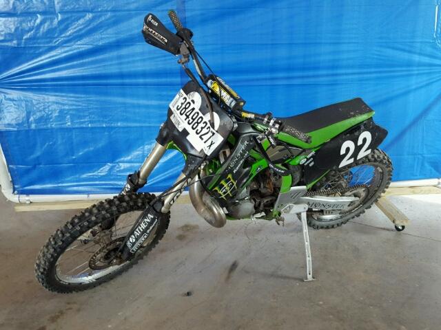 JKAKXMLC2XA008617 - 1999 KAWASAKI KX250 L GREEN photo 2