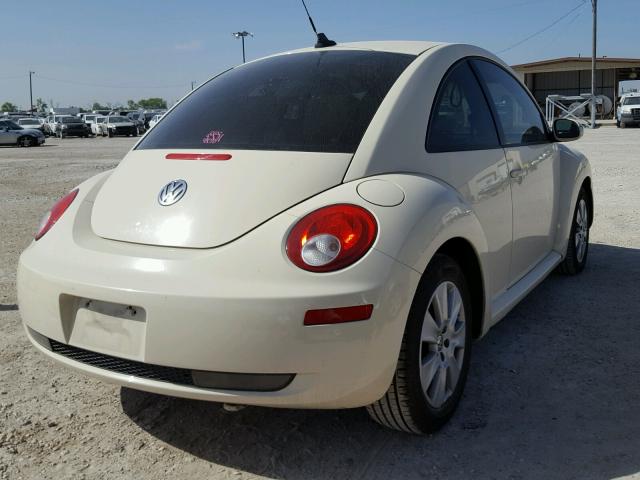 3VWPW31C89M500602 - 2009 VOLKSWAGEN NEW BEETLE 奶油色 照片 4