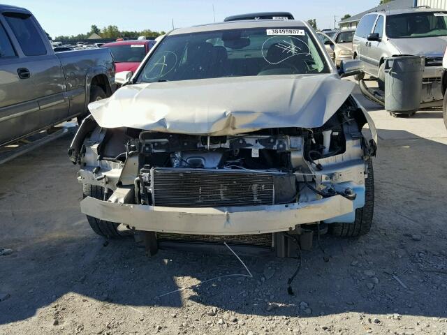 1G11H5SL9EF250853 - 2014 CHEVROLET MALIBU GOLD photo 9