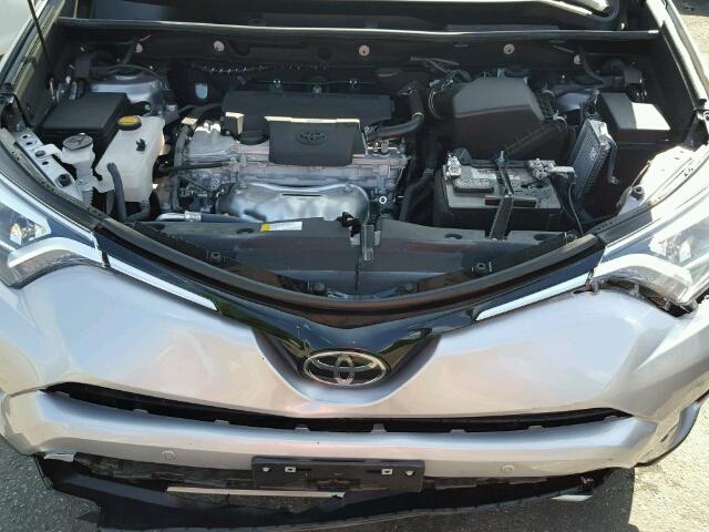 2T3YFREV8HW320426 - 2017 TOYOTA RAV4 LIMIT SILVER photo 7