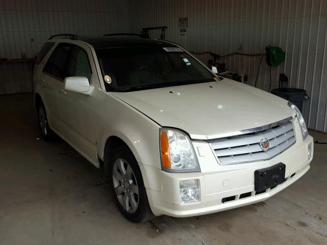 1GYEE637560145489 - 2006 CADILLAC SRX WHITE photo 1