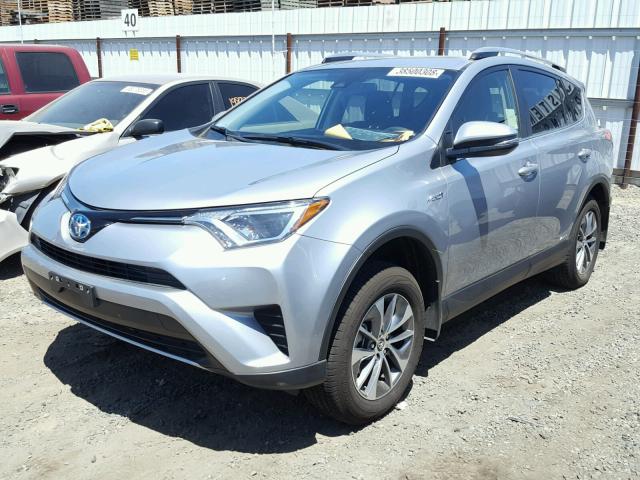 JTMRJREV5JD183516 - 2018 TOYOTA RAV4 HV LE SILVER photo 2