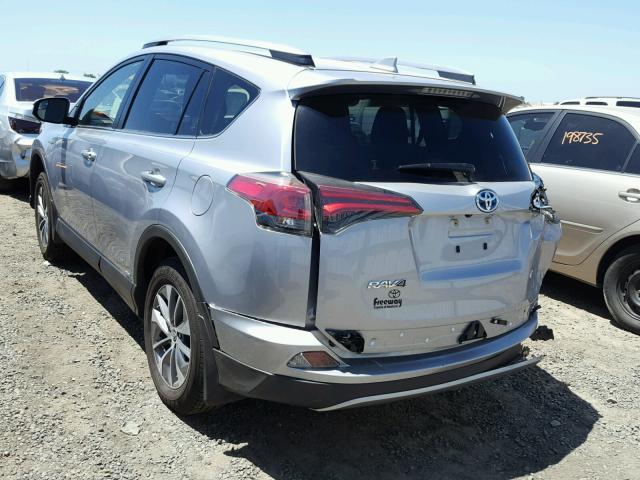 JTMRJREV5JD183516 - 2018 TOYOTA RAV4 HV LE SILVER photo 3