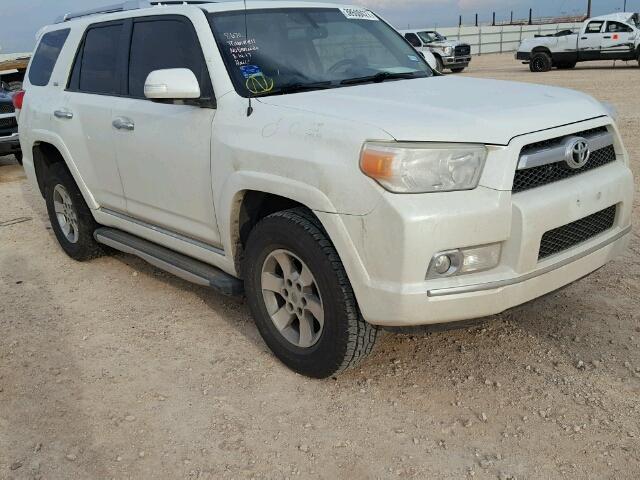 JTEBU5JR6C5085484 - 2012 TOYOTA 4RUNNER SR WHITE photo 1