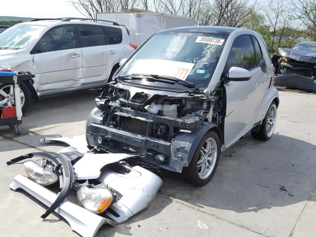 WMEEJ31X29K266249 - 2009 SMART FORTWO PUR SILVER photo 2