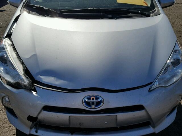 JTDKDTB39E1081653 - 2014 TOYOTA PRIUS C SILVER photo 7