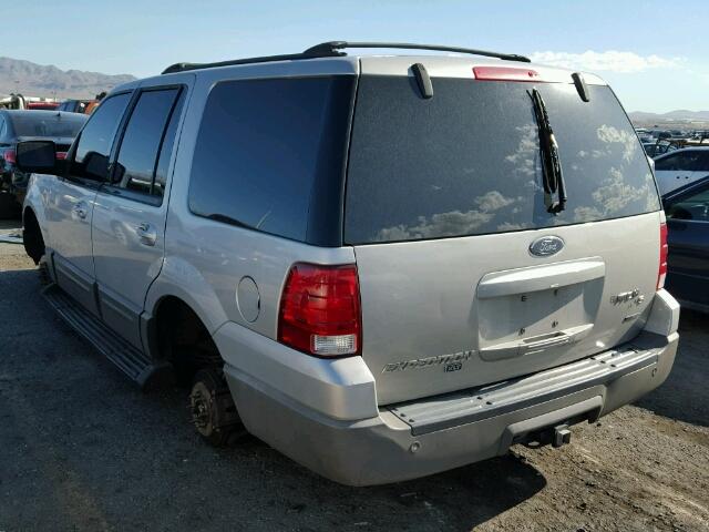 1FMEU15L33LA01404 - 2003 FORD EXPEDITION SILVER photo 3