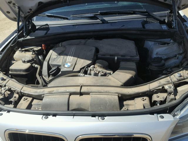 WBAVM5C57DVV89553 - 2013 BMW X1 XDRIVE3 SILVER photo 7