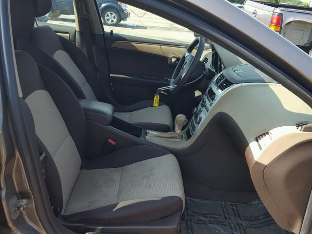 1G1ZB5E14BF217012 - 2011 CHEVROLET MALIBU LS ყავისფერი ფოტო 5