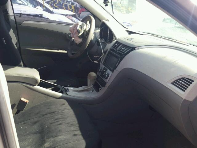 1G1ZB5E08CF115236 - 2012 CHEVROLET MALIBU LS Gümüş foto 5