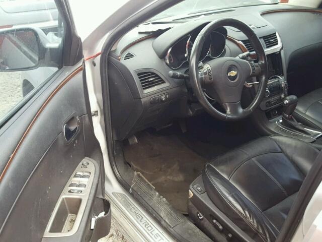 1G1ZE5E06AF188707 - 2010 CHEVROLET MALIBU LTZ 银色 照片 9