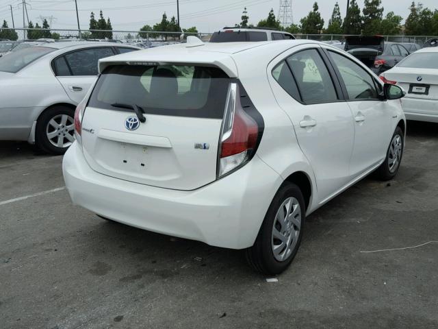 JTDKDTB38F1576251 - 2015 TOYOTA PRIUS C WHITE photo 4