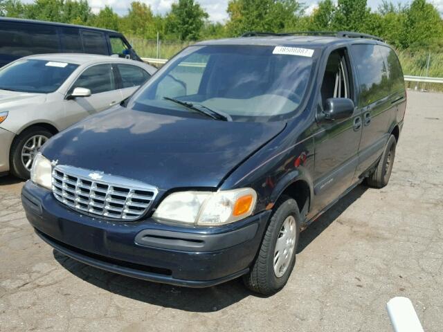 1GNDX03E2YD123511 - 2000 CHEVROLET VENTURE BLUE photo 2