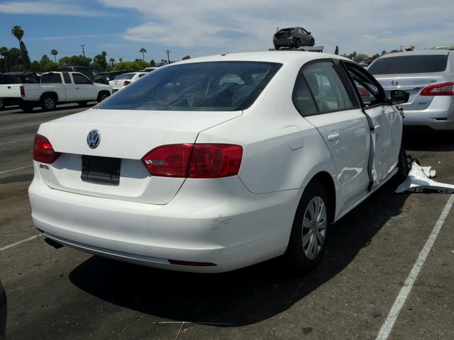 3VW1K7AJ9BM305458 - 2011 VOLKSWAGEN JETTA BASE 白色 照片 4