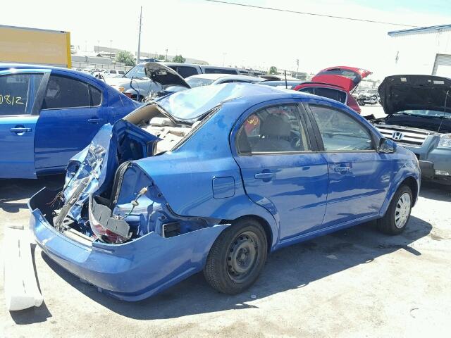 KL1TD56E29B626322 - 2009 CHEVROLET AVEO LS BLUE photo 4