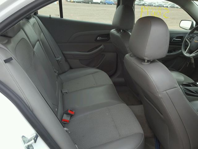 1G11C5SL4FF201110 - 2015 CHEVROLET MALIBU 1LT თეთრი ფოტო 6