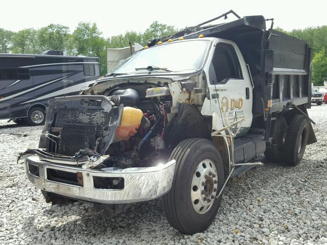 3FRNF6FC7BV629194 - 2011 FORD F650 SUPER WHITE photo 2