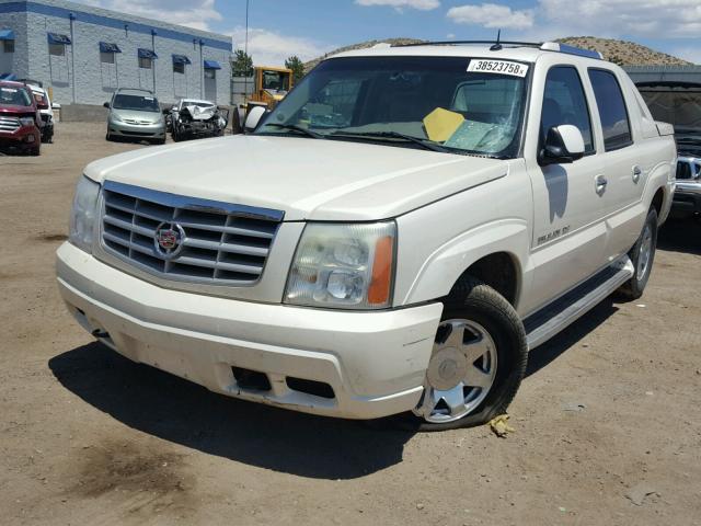 3GYEK63N13G193005 - 2003 CADILLAC ESCALADE E WHITE photo 2