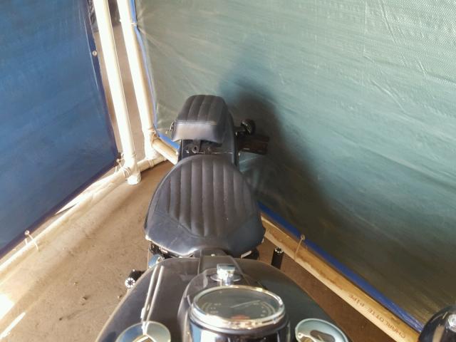 1HD1JRV13GB041131 - 2016 HARLEY-DAVIDSON FLS SOFTAI 黑色 照片 6