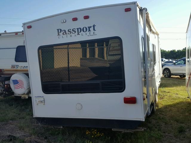 4YDT2852386410507 - 2008 KEYSTONE PASSPORT 白色 照片 3