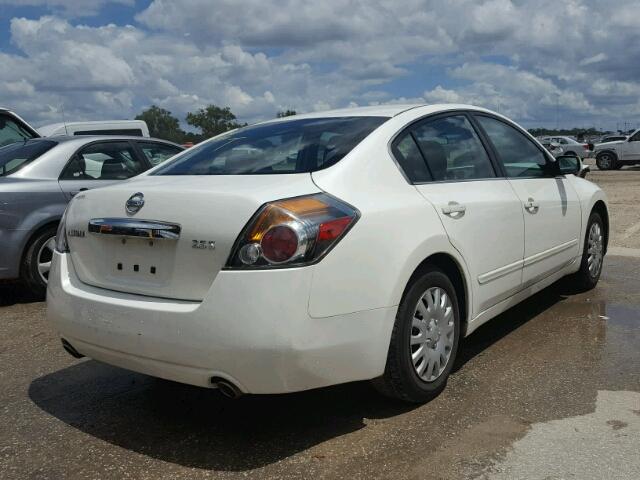 1N4AL2AP7CN482935 - 2012 NISSAN ALTIMA 2.5 WHITE photo 4