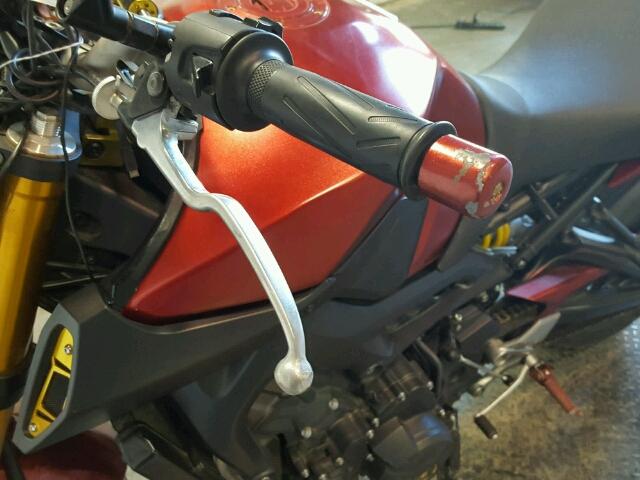 JYARN33EXFA008056 - 2015 YAMAHA FZ09 RED photo 10