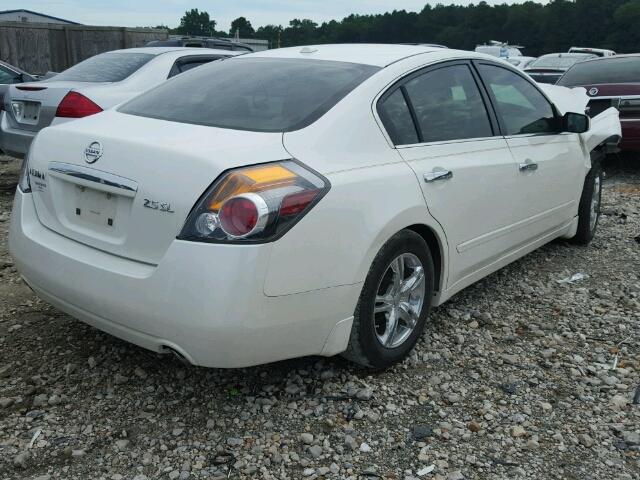 1N4AL21E29N424027 - 2009 NISSAN ALTIMA WHITE photo 4