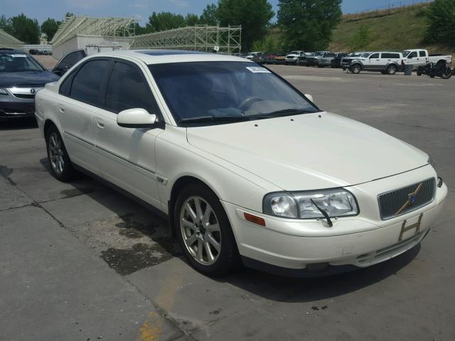 YV1TS91D421280428 - 2002 VOLVO S80 T6 TUR WHITE photo 1