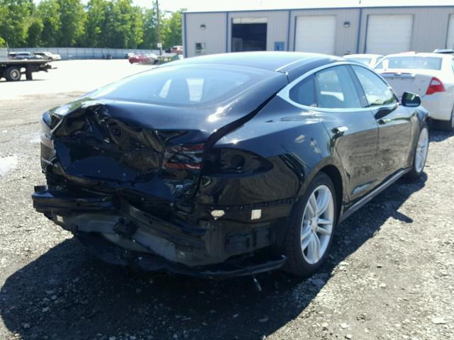 5YJSA1E21GF120732 - 2016 TESLA MODEL S Սև լուսանկար 4