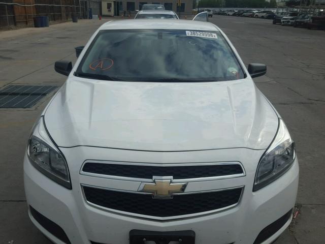 1G11B5SA9DF151948 - 2013 CHEVROLET MALIBU LS WHITE photo 9