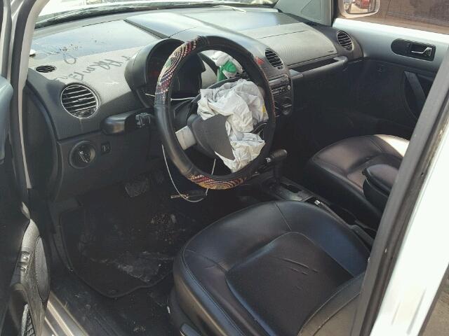 3VWPW31C57M512073 - 2007 VOLKSWAGEN NEW BEETLE 银色 照片 9