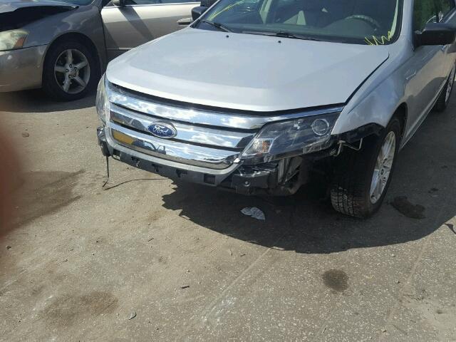 3FAHP0GA4AR108092 - 2010 FORD FUSION S SILVER photo 9