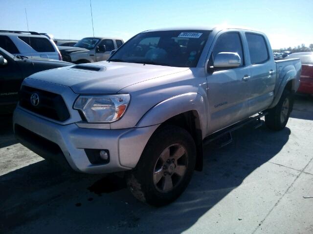 3TMJU4GN0DM155989 - 2013 TOYOTA TACOMA DOU SILVER photo 2