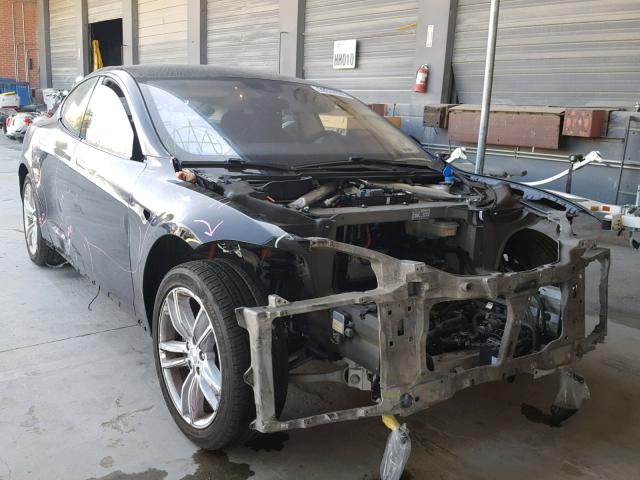 5YJSA1E11FF108022 - 2015 TESLA MODEL S Qara foto 1