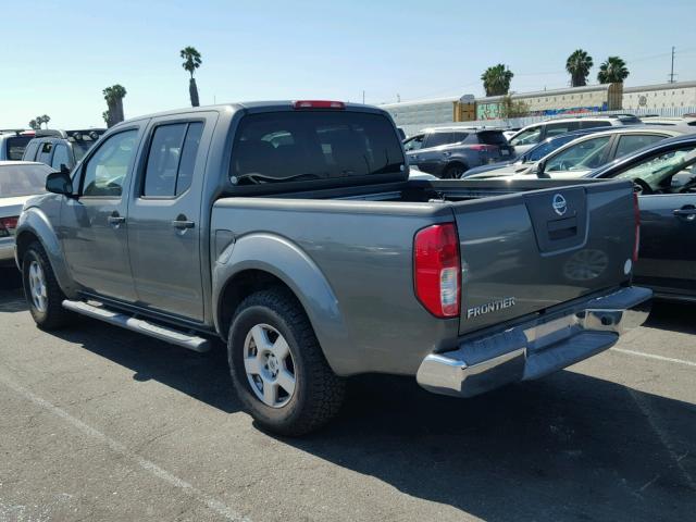 1N6AD07UX8C411592 - 2008 NISSAN FRONTIER C GRAY photo 3