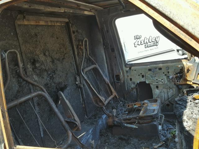 1FDWE3FL2GDC25744 - 2016 FORD ECONOLINE BURN photo 5