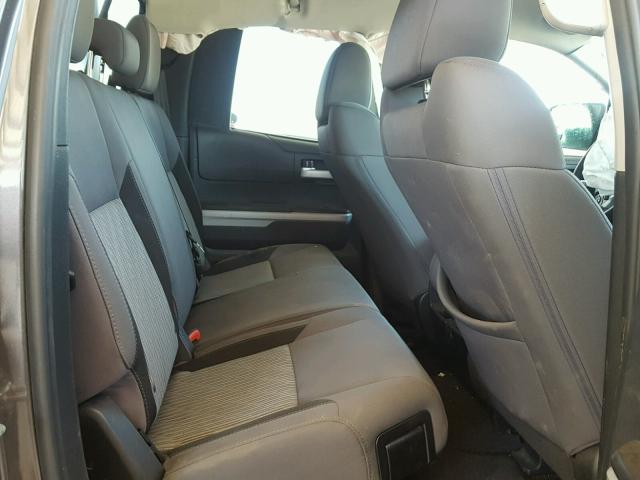 5TFRM5F19GX099105 - 2016 TOYOTA TUNDRA DOU GRAY photo 6