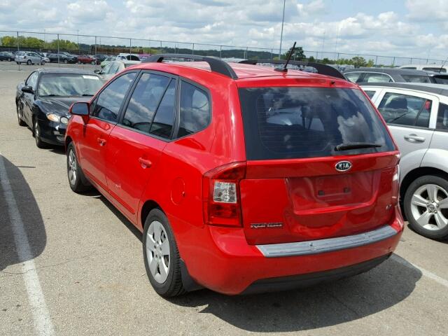 KNAFG528597269246 - 2009 KIA RONDO BASE RED photo 3