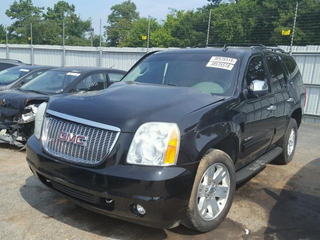 1GKS1CE00BR105138 - 2011 GMC YUKON SLT BLACK photo 2