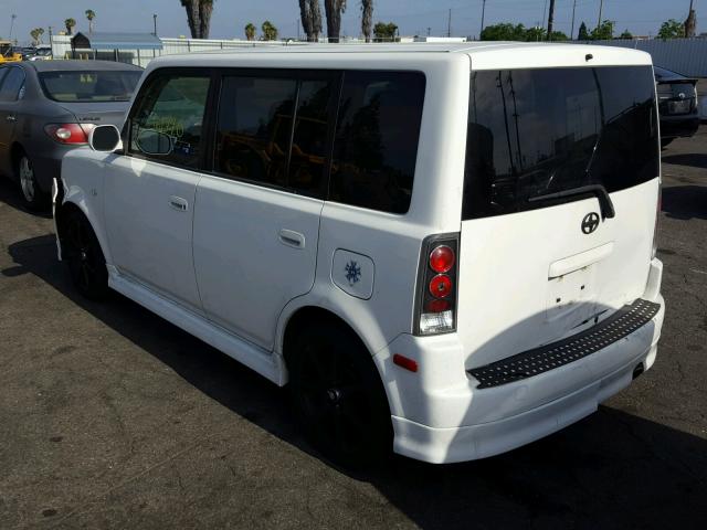 JTLKT324764081277 - 2006 TOYOTA SCION XB თეთრი ფოტო 3