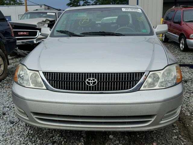 4T1BF28B32U214237 - 2002 TOYOTA AVALON XL GRAY photo 9