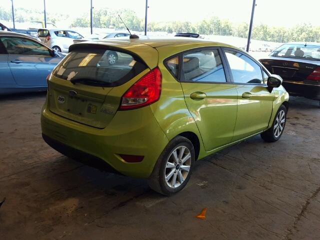 3FADP4EJ2CM162662 - 2012 FORD FIESTA SE GREEN photo 4