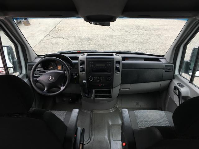 WD3PE7CC4B5507823 - 2011 MERCEDES-BENZ SPRINTER 2 WHITE photo 10