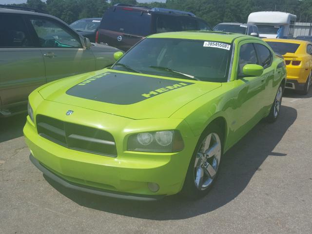 2B3KA53H17H729135 - 2007 DODGE CHARGER R/ GREEN photo 2