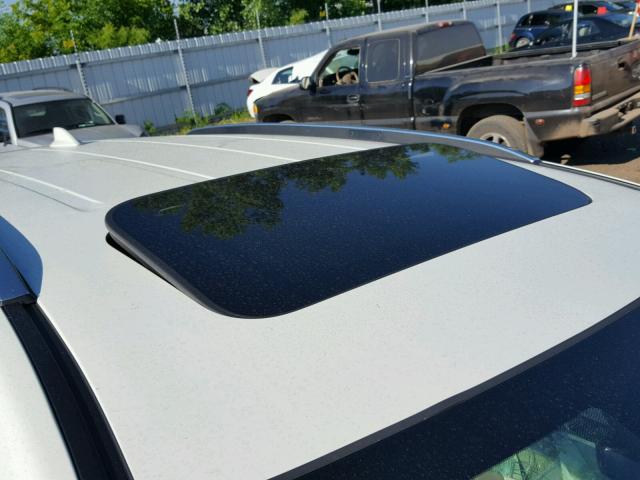 5FRYD4H87HB000162 - 2017 ACURA MDX ADVANC WHITE photo 10