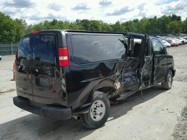 1GAZGZFA9D1175928 - 2013 CHEVROLET EXPRESS G3 BLACK photo 4