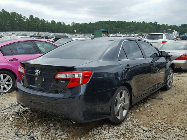 4T1BK1FK9EU551086 - 2014 TOYOTA CAMRY BLACK photo 4