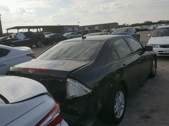 3FAHP0GA2BR233870 - 2011 FORD FUSION S BLACK photo 4