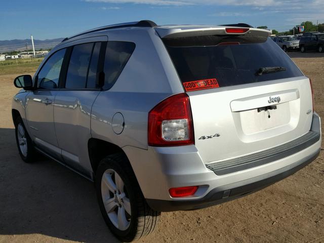 1J4NF1FB5BD136472 - 2011 JEEP COMPASS SP SILVER photo 3