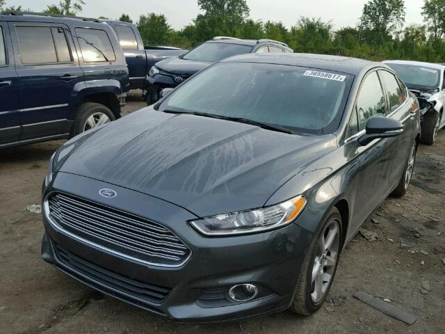 3FA6P0H79FR192332 - 2015 FORD FUSION SE GRAY photo 2